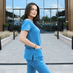 Дамски работен комплект BELLA медицинско син