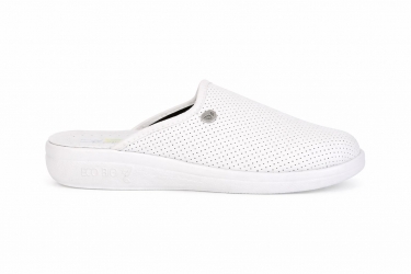 Работни медицински чехли VEGA LADY WHITE