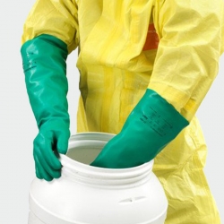 Ръкавици за химическа защита Ansell AlphaTec 37-185 Зелен цвят