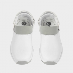 Медицинско сабо KAI O1 Бял цвят